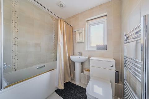 12 Fentiman Way, Harrow, HA2 8FD