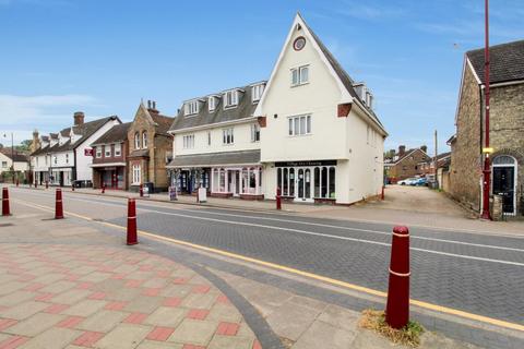 Katemon Court, High Street