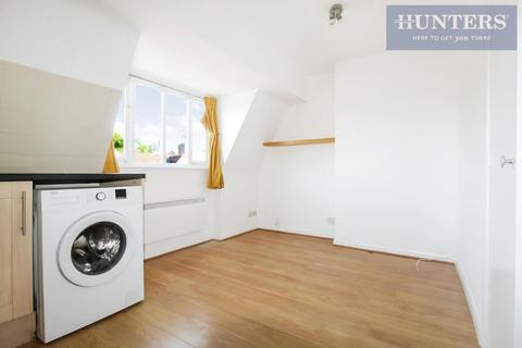 1 bedroom flat for sale, Katemon Court, High Street