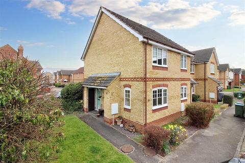 1 bedroom house for sale, Carnation Way, Aylesbury