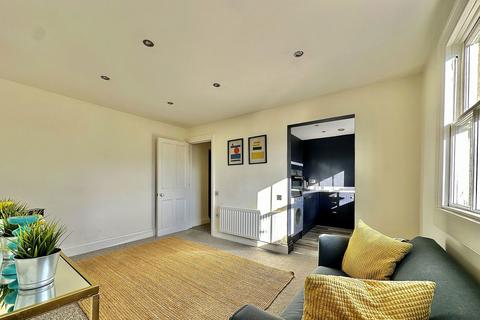 2 bedroom flat for sale, Manvers Street, Bath