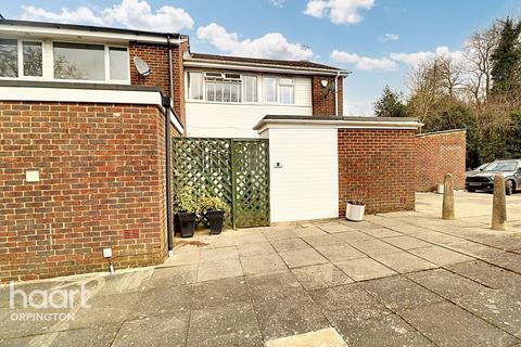 3 bedroom end of terrace house for sale, Stalisfield Place, Orpington