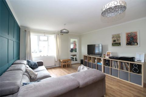 2 bedroom house for sale, Carisbrooke Court, New Milton, Hampshire, BH25