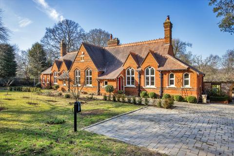 5 bedroom detached house for sale, West Heath, Oxted, Surrey, RH8