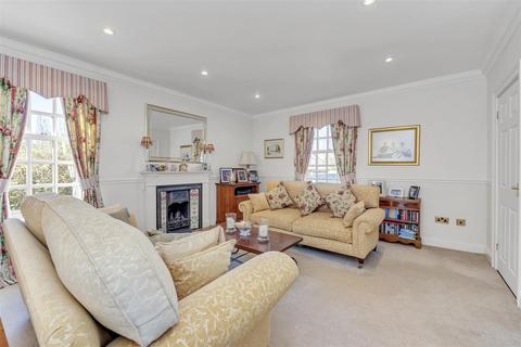 4 bedroom detached house for sale, Bear Meadow, Beyton, Bury St. Edmunds