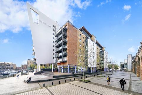 1 bedroom apartment for sale, Berglen Court, E14