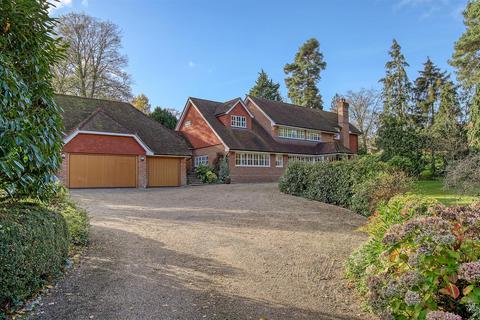 4 bedroom detached house for sale, Mill Lane, Fryerning