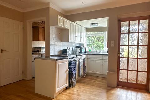 3 bedroom end of terrace house to rent, Cardwell Crescent, Headington, Oxford, OX3