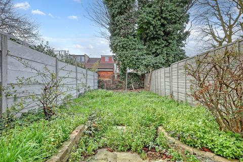 3 bedroom terraced house for sale, Etchingham Road, Leyton E15