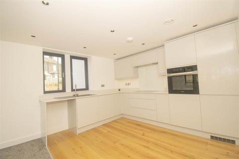 1 bedroom flat for sale, Harper Lane, Leeds LS19