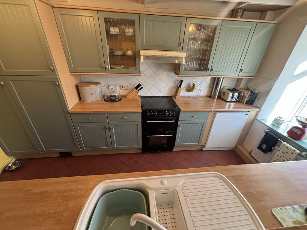 Kitchen area (second image)