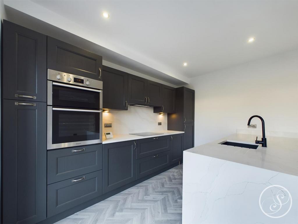 Kitchen diner