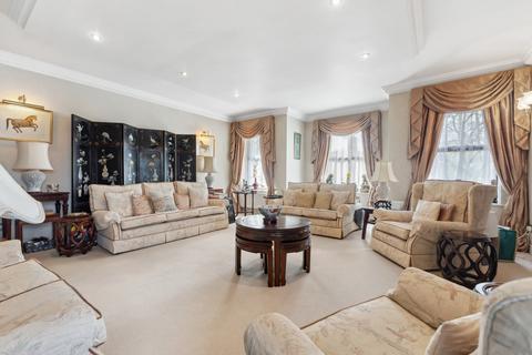 3 bedroom flat for sale, Booth Road, Altrincham, Greater Manchester, WA14