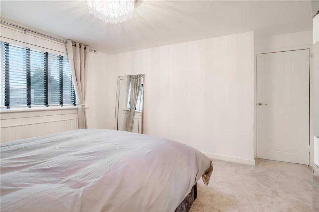 Bedroom One (2)