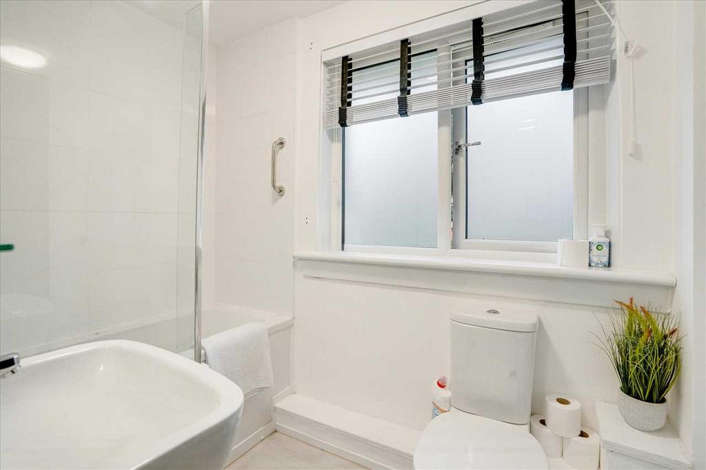 Bathroom (2)