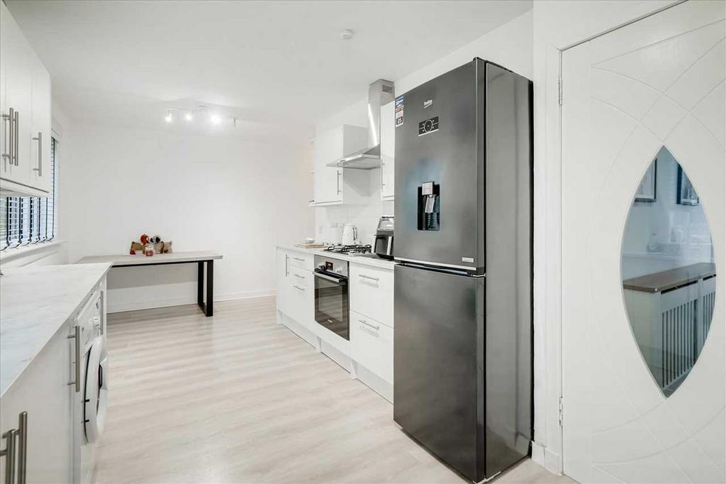 Kitchen Dining (2)