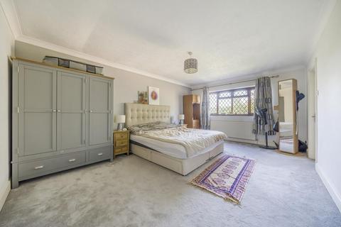 31 Orchard Road, Bromley, BR1 2PR