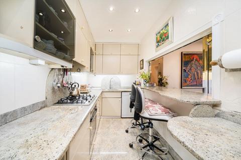 2 bedroom flat for sale, Grantully Road, Maida Vale W9