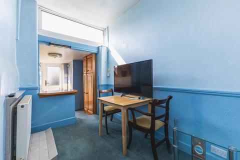 3 bedroom terraced house for sale, Moyser Road, London