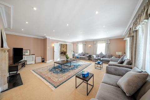 6 bedroom detached house for sale, Over the Misbourne Road, Denham, Buckinghamshire