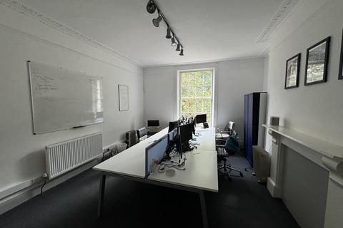 Office to rent, Upper Floor Offices, Norfolk House, Well Walk, Cheltenham, GL50 3JX