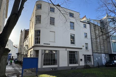 Office to rent, Upper Floor Offices, Norfolk House, Well Walk, Cheltenham, GL50 3JX