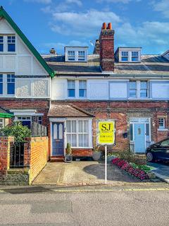 3 bedroom cottage for sale, Silver Road, Burnham-On-Crouch