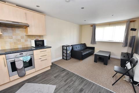 1 bedroom apartment for sale, East Hill, Tuckingmill