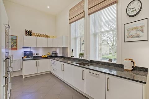 3 bedroom townhouse for sale, Norwood Drive, Menston LS29