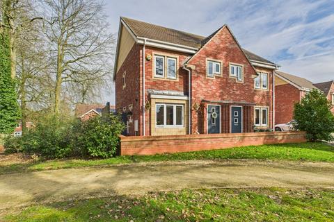 3 bedroom semi-detached house for sale, Trinity Circle, High Wycombe, Buckinghamshire, HP11 1FB