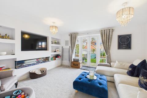 undefined, Trinity Circle, High Wycombe, Buckinghamshire, HP11 1FB