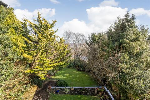 Pampisford Road, Purley CR8