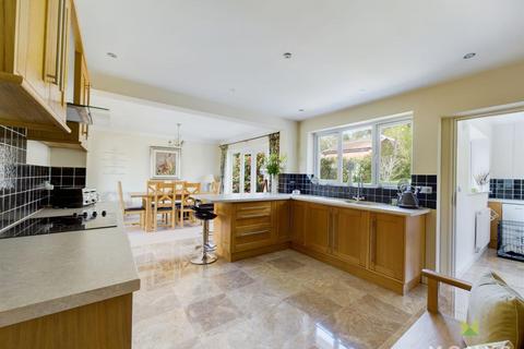 4 bedroom detached house for sale, Lower Road, Harmer Hill, Shrewsbury