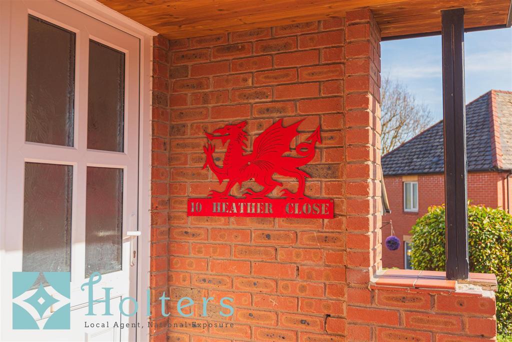 10 Heather Close, Newtown-22.jpg