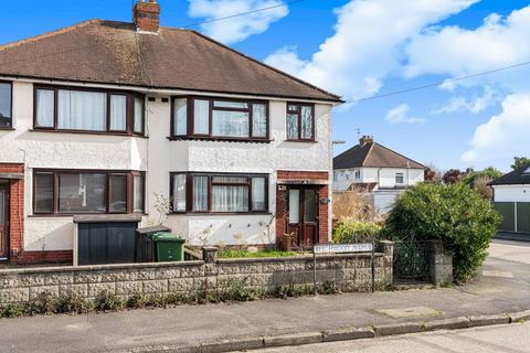 3 bedroom semi-detached house for sale, Beechwood Avenue, Staines-upon-Thames, TW18