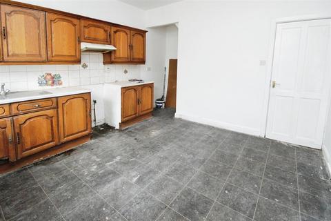4 bedroom terraced house for sale, St. Stephens Road, Bradford BD5
