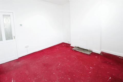 4 bedroom terraced house for sale, St. Stephens Road, Bradford BD5