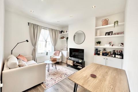 2 bedroom flat to rent, Portnall Road, London W9