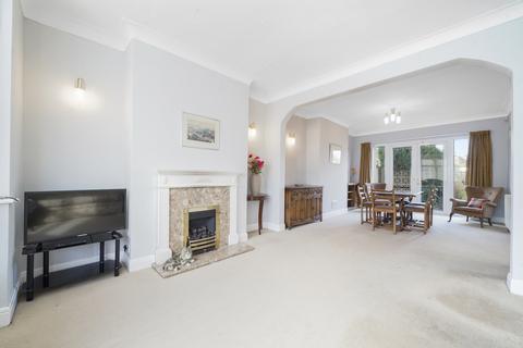 3 bedroom semi-detached house to rent, Pinner HA5