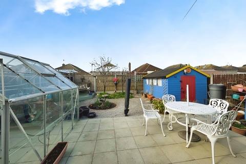 2 bedroom detached bungalow for sale, Franklyn Avenue, Prestatyn, Denbighshire LL19 7ED