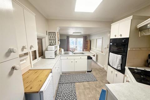 230 Blackberry Lane, Sutton Coldfield, B74 4JS