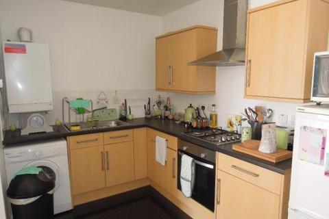 2 bedroom flat to rent, Merry Oak House, Southampton SO19