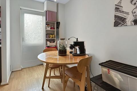 2 bedroom terraced house for sale, Charles Street, Cambridge CB1