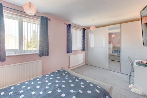 34 Barrow Close, Winyates, Redditch, B98 0NL