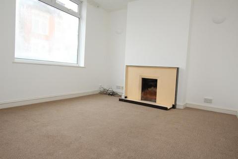 2 bedroom terraced house to rent, South Street, Bristol BS3