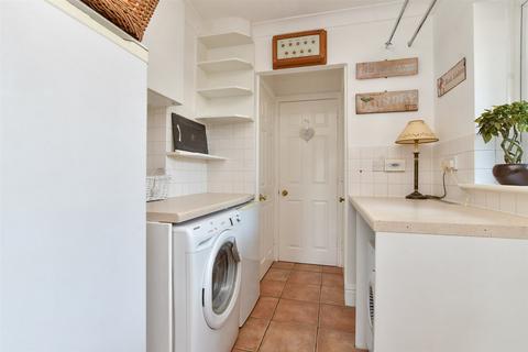 76 Reedham Drive, Purley, CR8 4DS