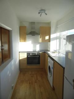 2 bedroom apartment to rent, Millwood Court, Chichester