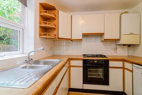 1 bedroom flat for sale, Charlotte Court, Addison Road, Guildford, GU1