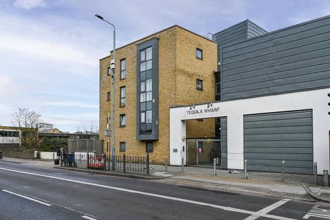 2 bedroom flat for sale, Tequila Wharf, Limehouse, London, E14