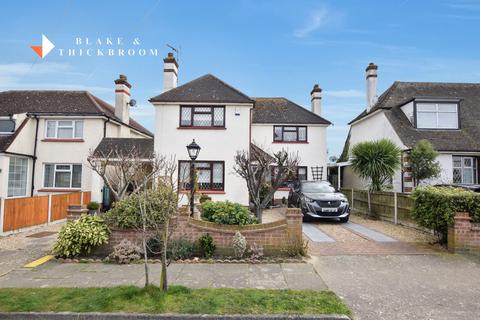 3 bedroom detached house for sale, Holland Park, Clacton-on-Sea